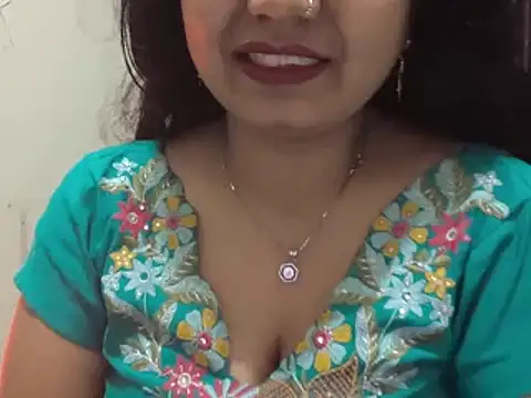 Gulaboo bhabi online show from January 20, 11:21 pm