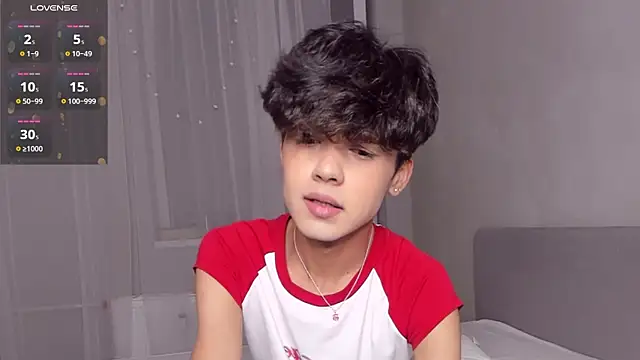 Felix Rey online show from August 6, 9:06 pm