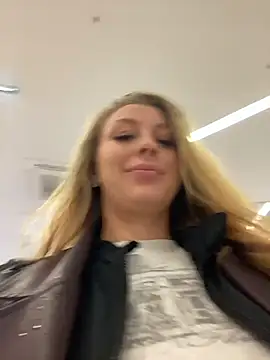 Sweet   Emily online show from October 16, 1:45 pm