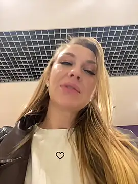 Sweet   Emily online show from December 4, 12:25 pm