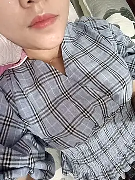 2 sex online show from April 10, 11:04 am