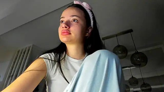 IreneVON online show from October 7, 4:53 am