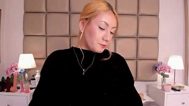 Emily robertss online show from January 17, 10:34 pm