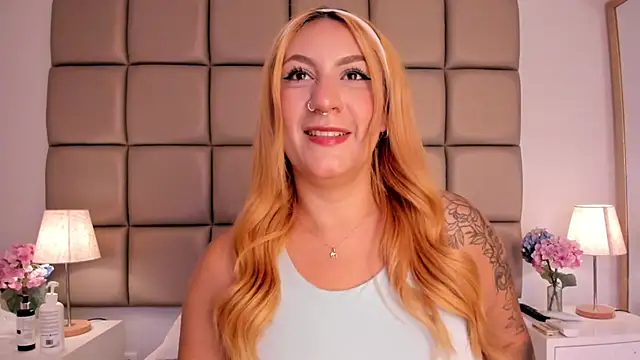 Emily robertss online show from February 2, 2:48 am