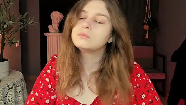 FioraMarmoris online show from November 2, 5:21 am