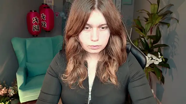 FioraMarmoris online show from November 13, 1:10 pm