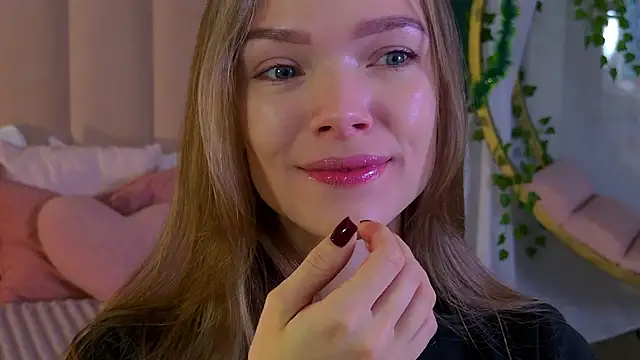 Snapshot of Eva_Natsumi chatting on December 21, 5:25 am Eva Natsumi online show from December 21, 5:25 am