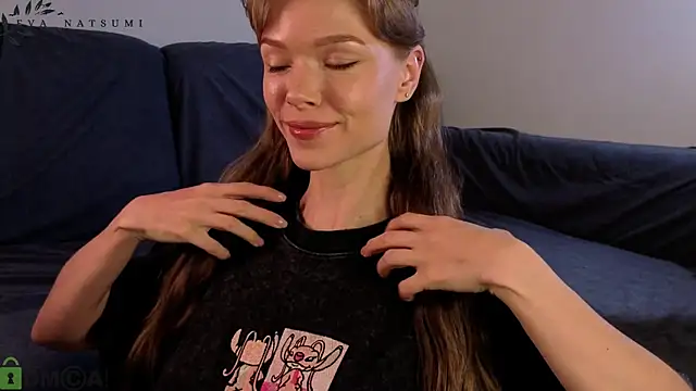 Snapshot of Eva_Natsumi chatting on October 20, 4:40 pm Eva Natsumi online show from October 20, 4:40 pm