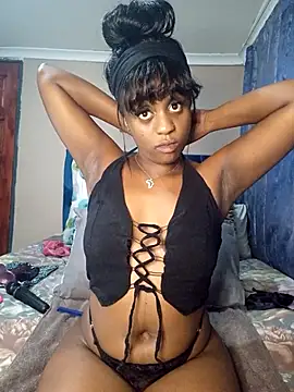 Queen-Chocolate online show from March 1, 12:17 am