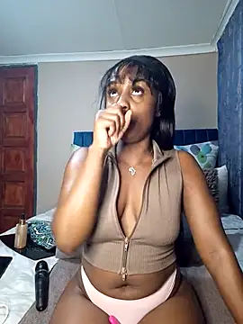 Queen-Chocolate online show from March 2, 11:20 pm