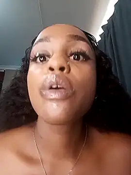 Queen-Chocolate online show from March 20, 11:37 am