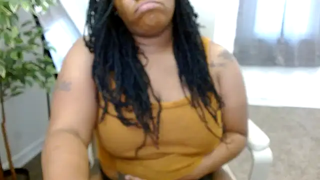 selena42 online show from March 14, 5:02 pm