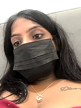 SEXY MAYA   online show from September 20, 8:10 pm