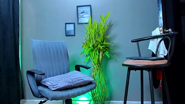 Damian 022 online show from October 10, 7:13 pm