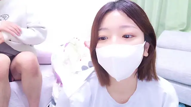 Snapshot of HaruruHappy chatting on January 8, 10:58 pm HaruruHappy online show from January 8, 10:58 pm