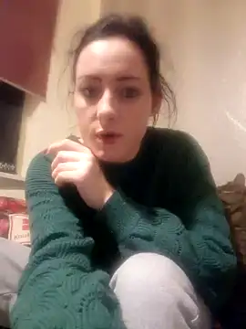 Snapshot of Jasmin-White chatting on January 1, 9:31 pm Jasmin-White online show from January 1, 9:31 pm