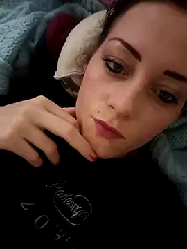 Snapshot of Jasmin-White chatting on March 13, 2:12 pm Jasmin-White online show from March 13, 2:12 pm