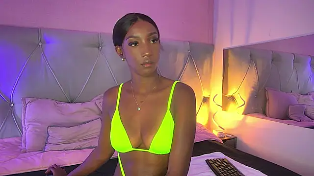 Snapshot of FiorelaLenin chatting on January 10, 3:36 pm FiorelaLenin online show from January 10, 3:36 pm