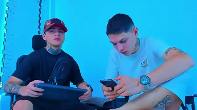 HOT boy2025 online show from November 11, 10:21 pm