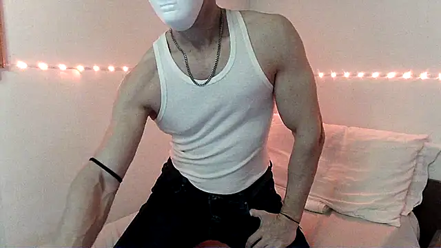 Snapshot of Alexx_Fit023 chatting on January 11, 2:58 pm Alexx Fit023 online show from January 11, 2:58 pm