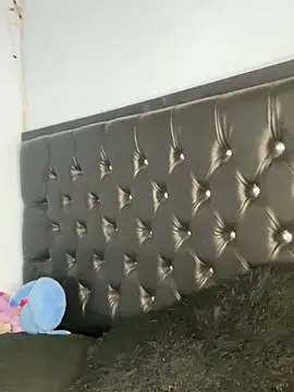 mailyreid online show from January 25, 3:30 am