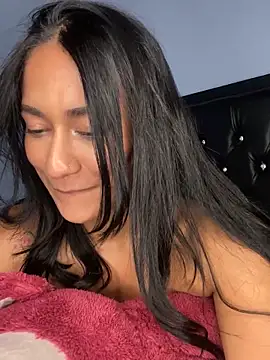 mailyreid online show from February 1, 10:15 am