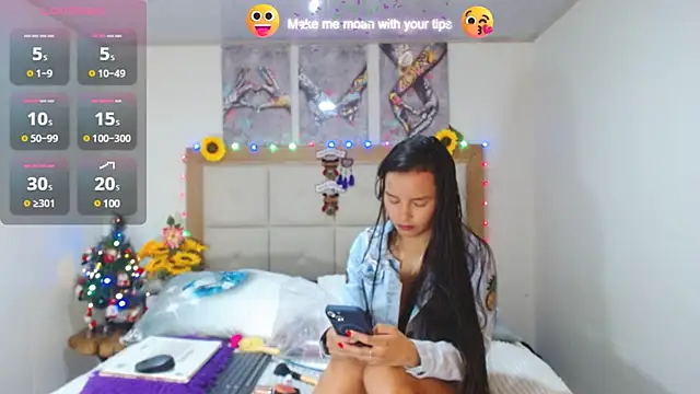 Snapshot of valentina_hearts chatting on December 27, 12:18 am valentina hearts online show from December 27, 12:18 am