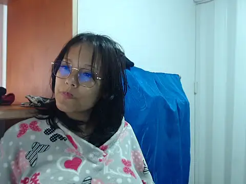 home vlak online show from March 14, 8:58 pm