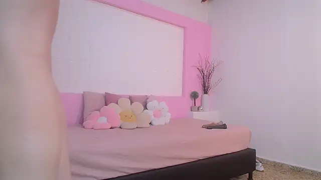 OraLarson online show from October 30, 12:06 pm