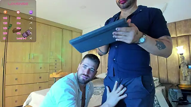 Snapshot of petterwilly1 chatting on December 12, 4:10 pm petterwilly1 online show from December 12, 4:10 pm