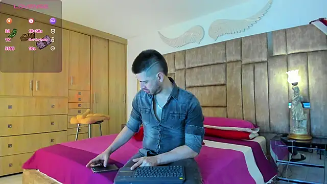 Snapshot of petterwilly1 chatting on December 17, 1:16 pm petterwilly1 online show from December 17, 1:16 pm