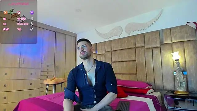 Snapshot of petterwilly1 chatting on December 21, 4:14 pm petterwilly1 online show from December 21, 4:14 pm