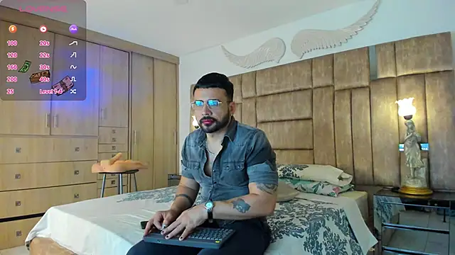 Snapshot of petterwilly1 chatting on February 16, 3:27 pm petterwilly1 online show from February 16, 3:27 pm