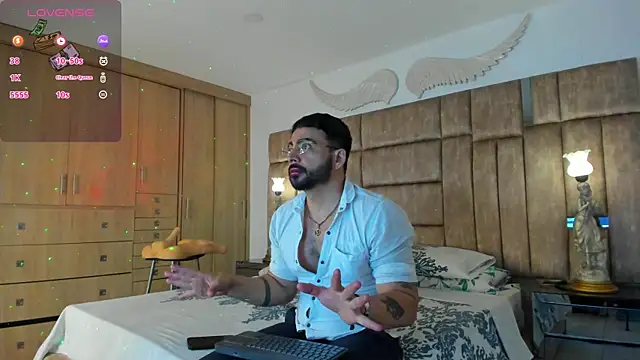 Snapshot of petterwilly1 chatting on March 13, 1:07 pm petterwilly1 online show from March 13, 1:07 pm