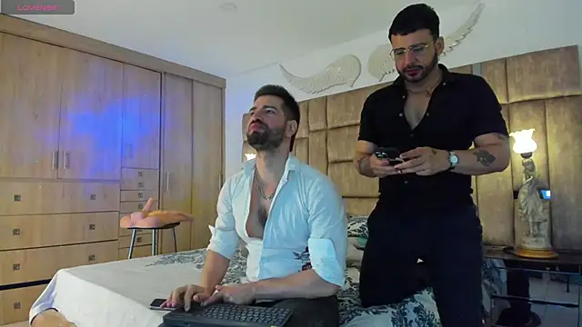 Snapshot of petterwilly1 chatting on March 14, 1:46 pm petterwilly1 online show from March 14, 1:46 pm