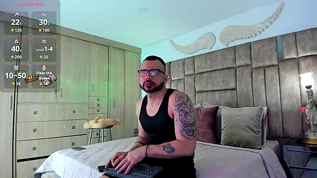 Snapshot of petterwilly1 chatting on October 1, 4:02 pm petterwilly1 online show from October 1, 4:02 pm