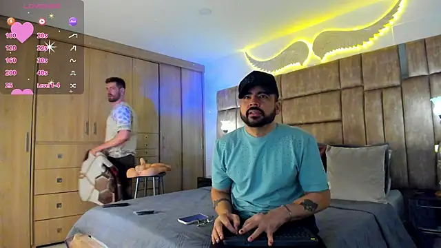 Snapshot of petterwilly1 chatting on February 5, 11:20 pm petterwilly1 online show from February 5, 11:20 pm