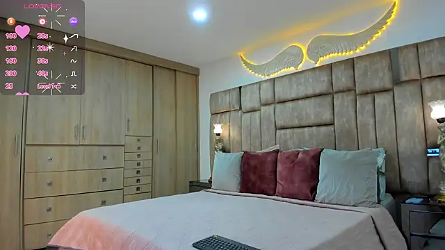 Snapshot of petterwilly1 chatting on February 10, 3:05 pm petterwilly1 online show from February 10, 3:05 pm