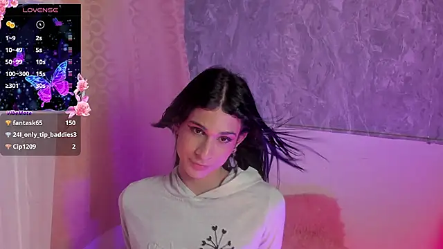 Mara friendboy699 online show from December 12, 11:03 pm