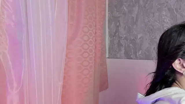 Mara friendboy699 online show from December 14, 7:46 pm