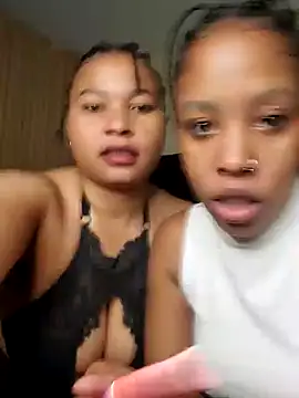 R-thequeen online show from December 1, 12:21 pm