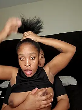 R-thequeen online show from December 14, 11:20 pm