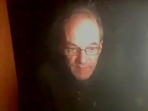 nice6incs online show from April 8, 10:10 pm