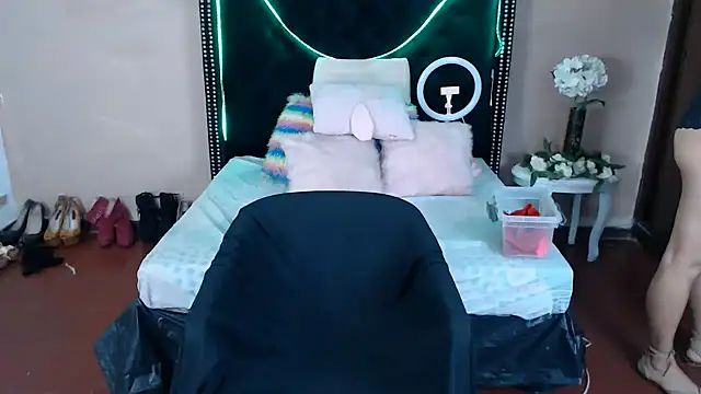 VioletaaaSlave online show from December 15, 11:03 am