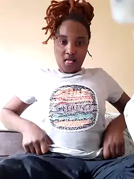 StacyGee24 online show from January 13, 12:45 pm