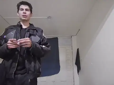 lmlfff online show from March 20, 11:31 pm