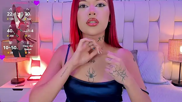 SkinnyFoxy online show from December 21, 8:05 pm