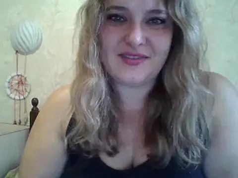 ParisMimi online show from October 21, 8:37 am