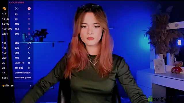 liana kisses online show from October 10, 7:35 pm