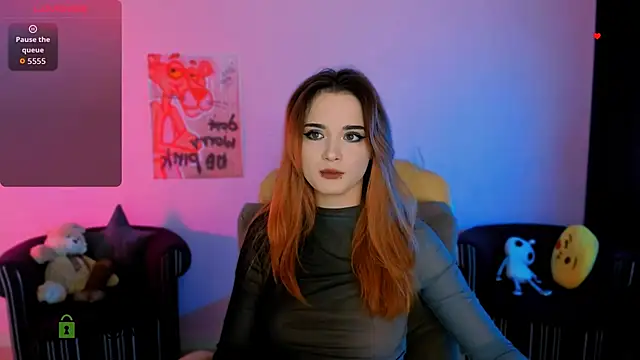 liana kisses online show from November 14, 8:18 pm